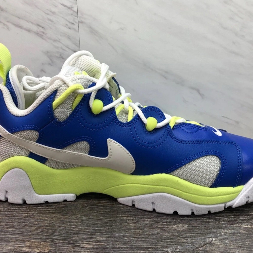 Nike Air Barrage Low BG Athletic Sneakers 'Sprite' 4.5 Youth Size Never Worn - Picture 4 of 5